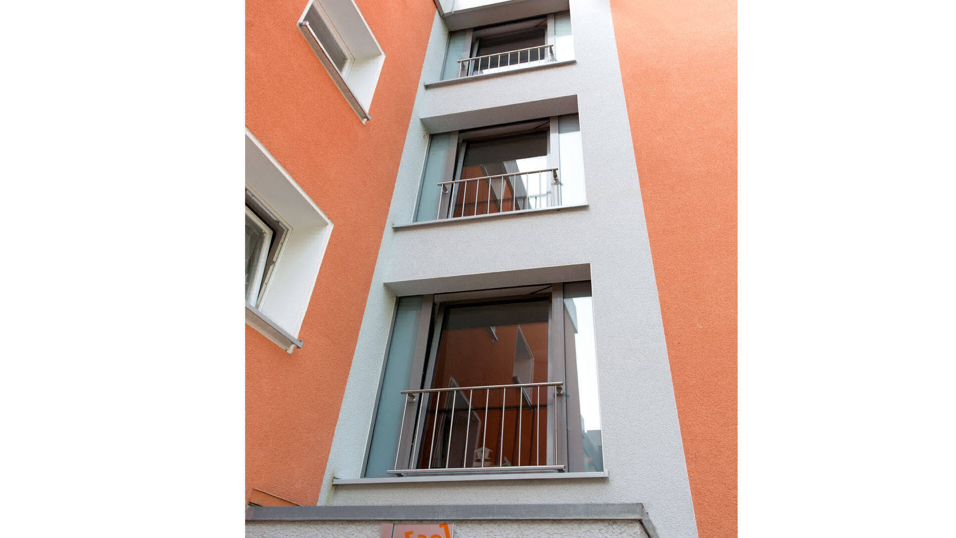 Türen, Fenster & Fassaden